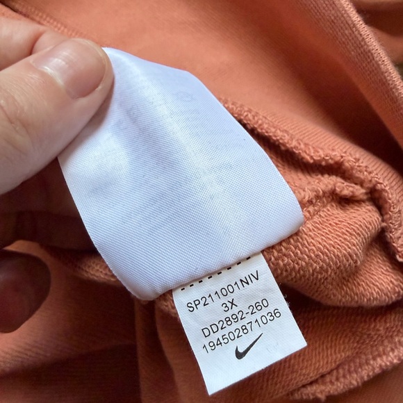 Nike Coral Crewneck Sweatshirt with White Logo - Picture 5 of 5